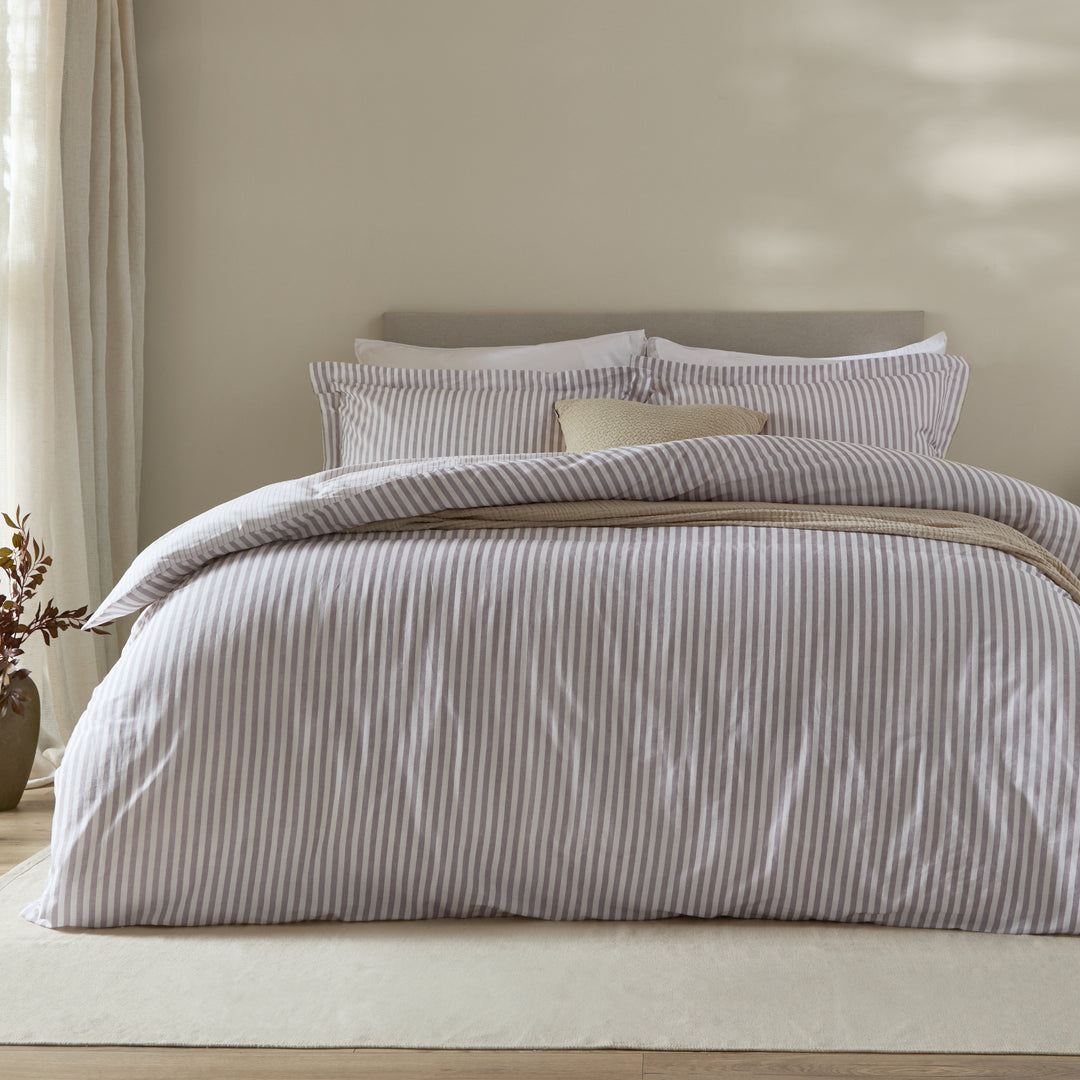Hebden King Duvet Set Mauve
