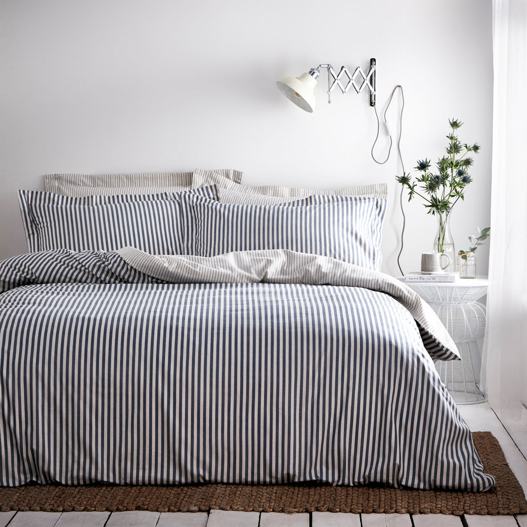 Hebden Ks Duvet Set Navy