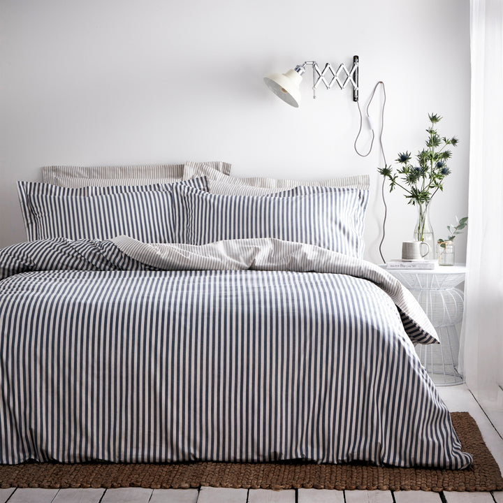 Hebden Ks Duvet Set Navy