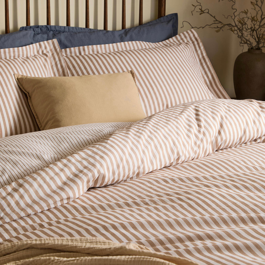 Hebden Super King Duvet Set Caramel - image 2