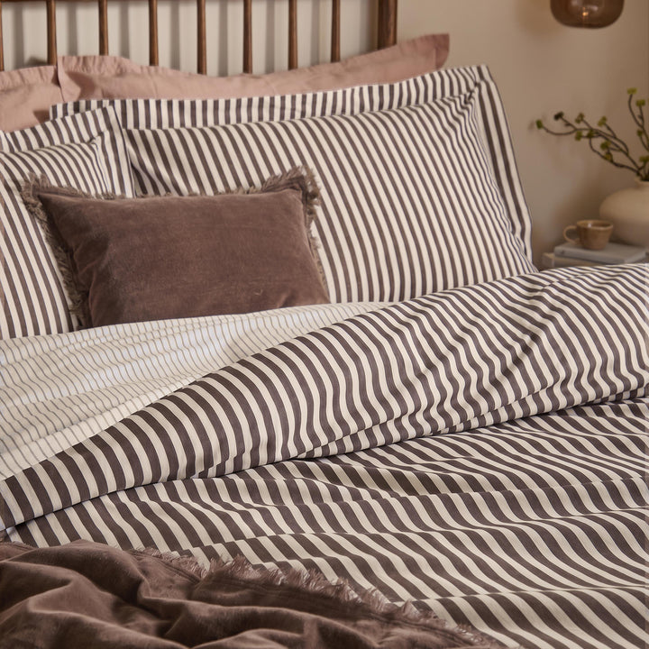 Hebden Super King Duvet Set Espresso Brown - image 2