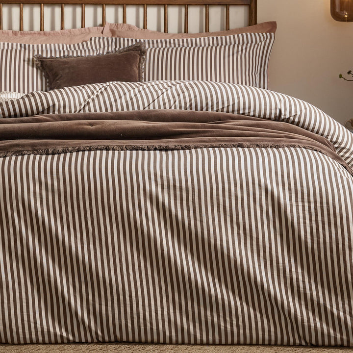 Hebden Super King Duvet Set Espresso Brown - image 3