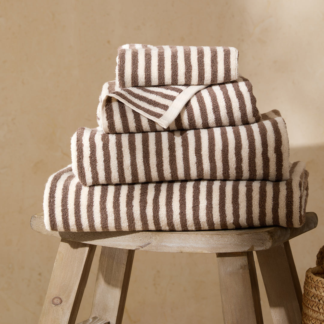 Hebden 70x130cm Bath Towel Towel Chocolate