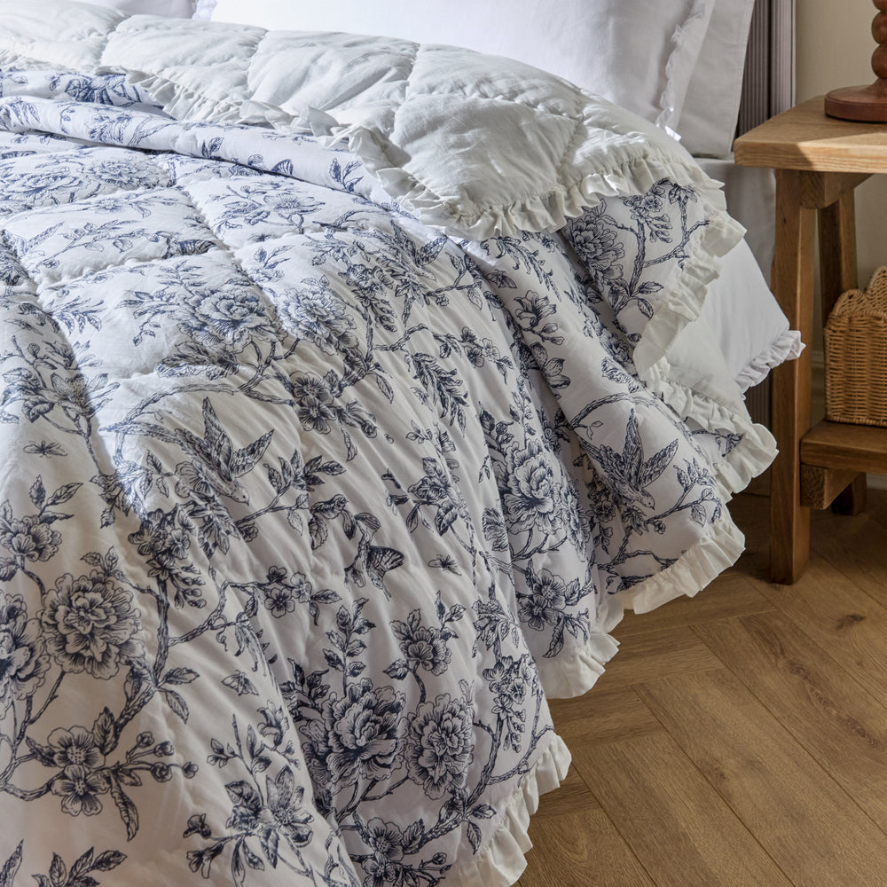Hermione 240x260 Bedspread Ivory Blue - image 2