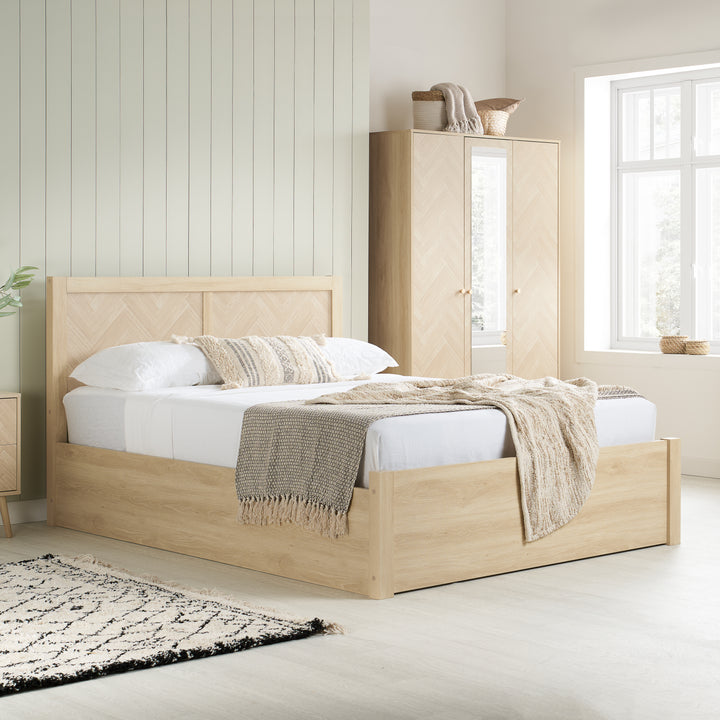 Herringford Double Ottoman Bed