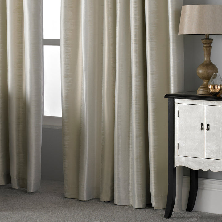 HURLINGHAM 168X137 RING TOP CURTAINS CHAMP