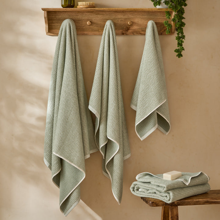 Hebden Waffle 70x130cm Bath Towel Bay Green - image 4