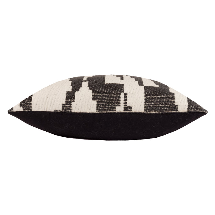 IBIZIA 50X50 CUSHION CASE BLACK