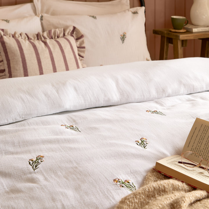 Josephine Single Duvet Set White/Pink - image 2