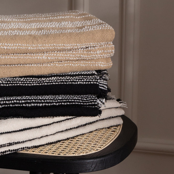 Jour Linear Woven Throw 130x180 Nougat - image 4