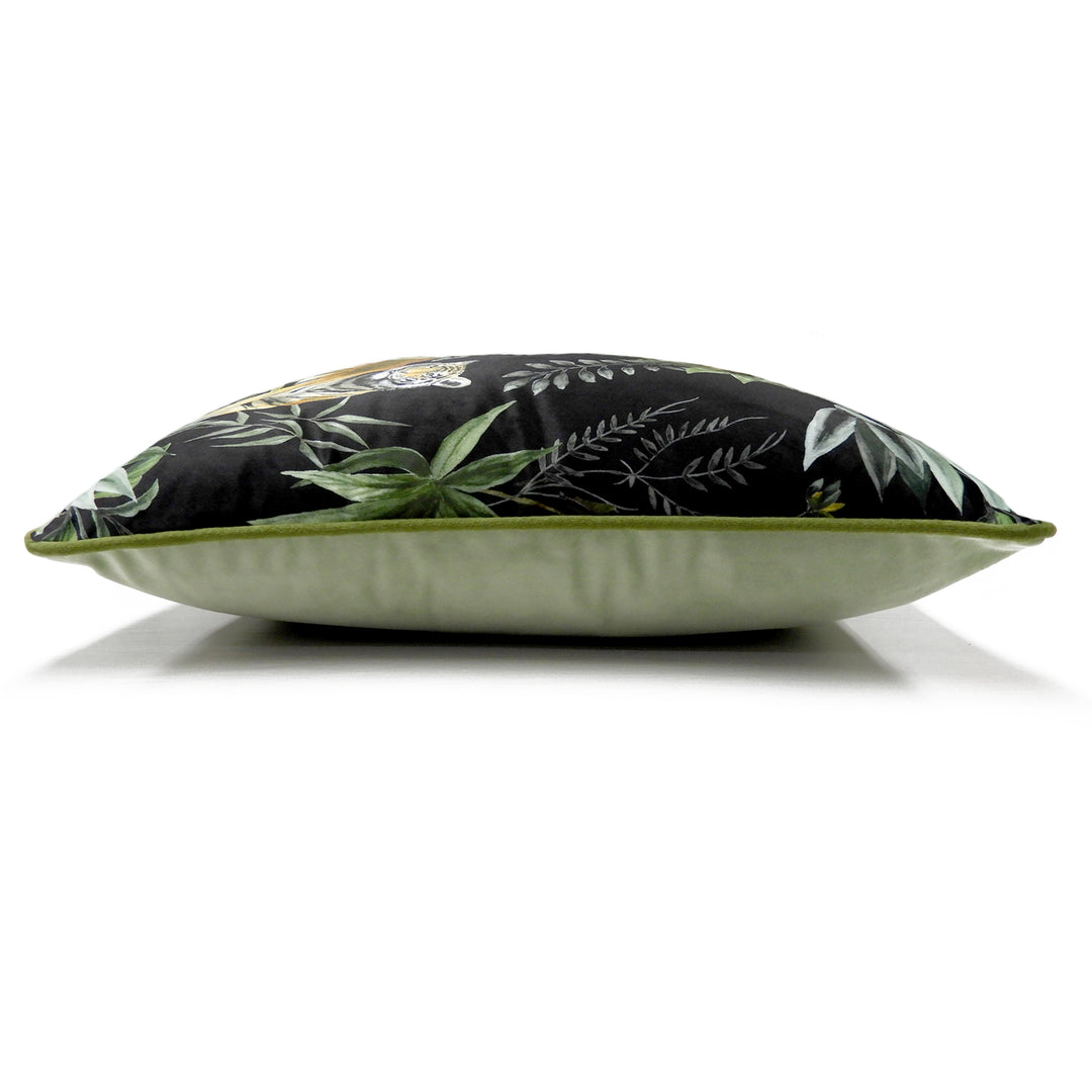 JUNGLE TIGER PIPED 43X43 C/C BLACK