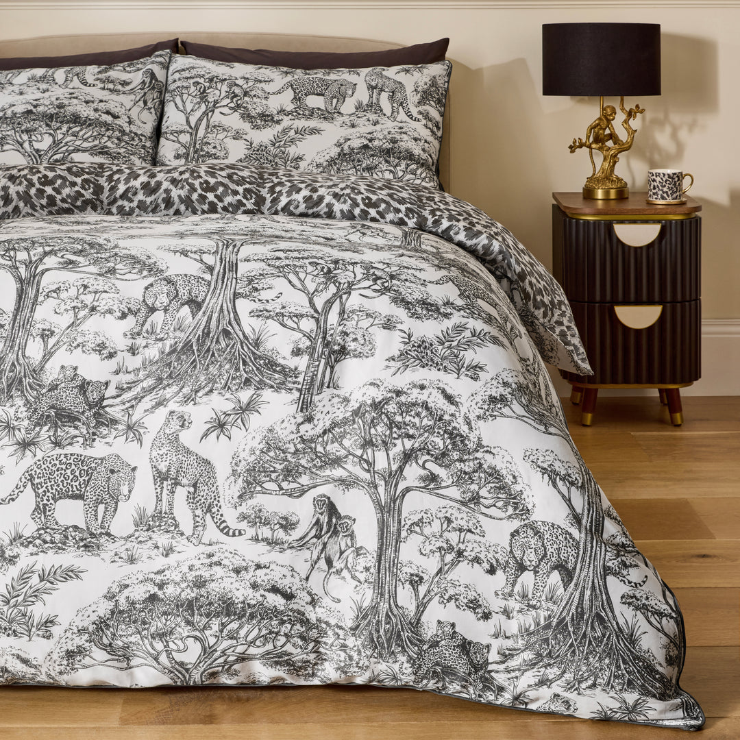Kisumu King Duvet Set Monochrome