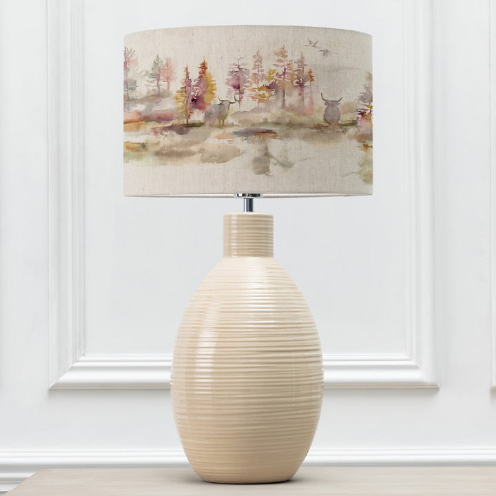 EPONA TABLE LAMPBASE CREAM/CALEDONIAN FOREST EVA 40CM LAMPSHADE LINEN