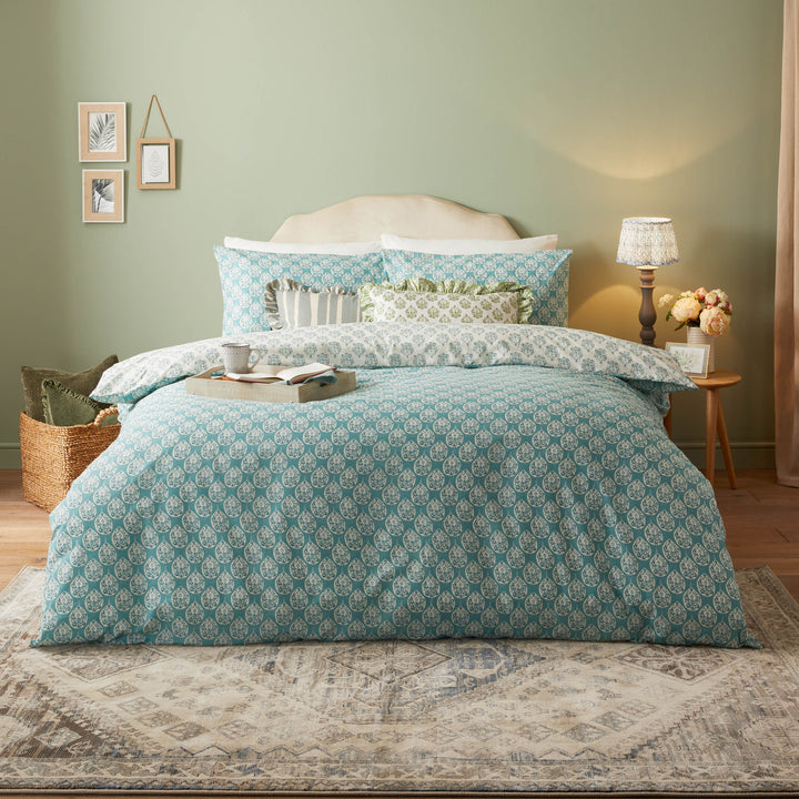 Krissa Block Super King Duvet Set Blue