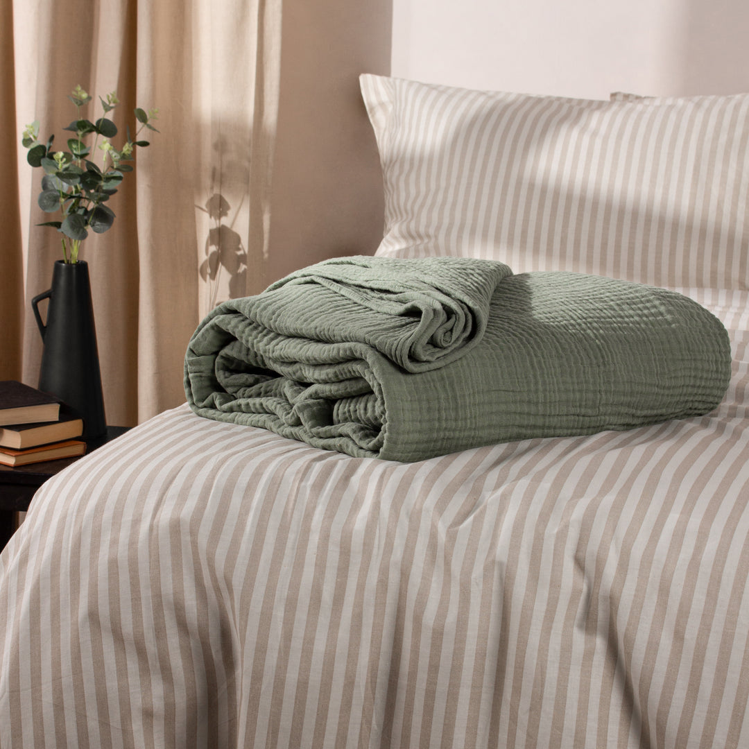 Lark 130x180 Throw Eucalyptus