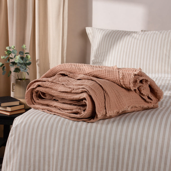 Lark 130x180 Throw Pink Clay