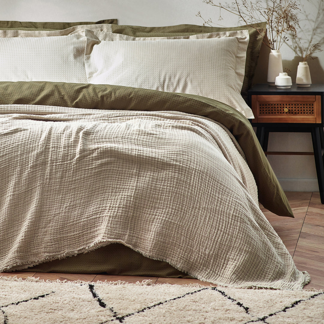 Lark 240x260 Throw Natural