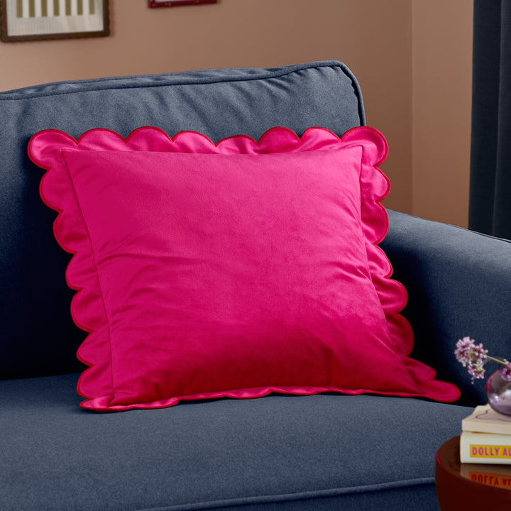 Lil Scallop 45x45 Cushion Case Pink / Red
