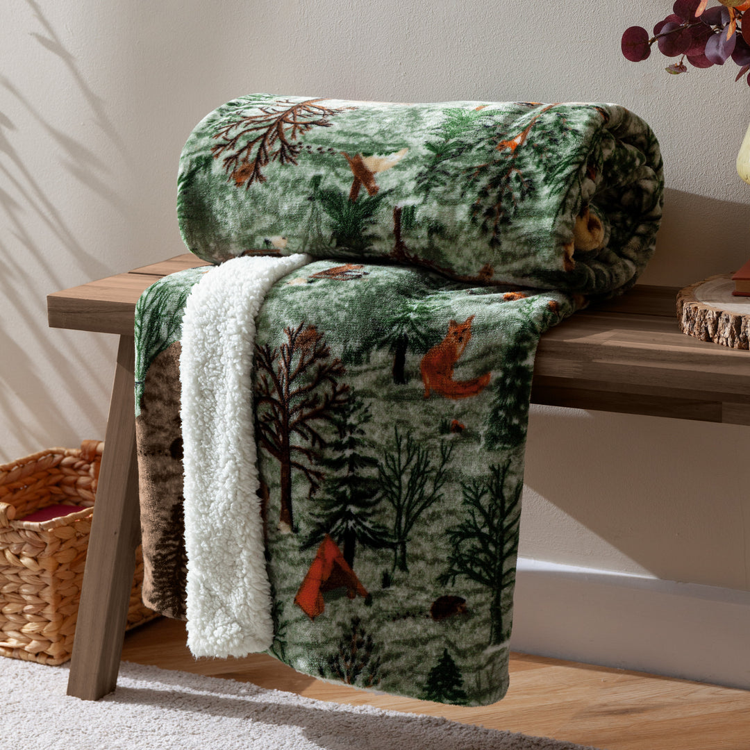 Lodge Wood 130x150 Throw Oak Green