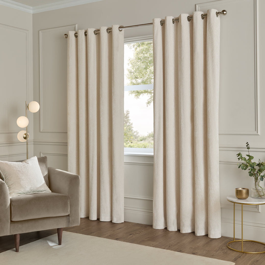 Lustre Velvet 117x137 Eyelet Curtains Ivory - image 2