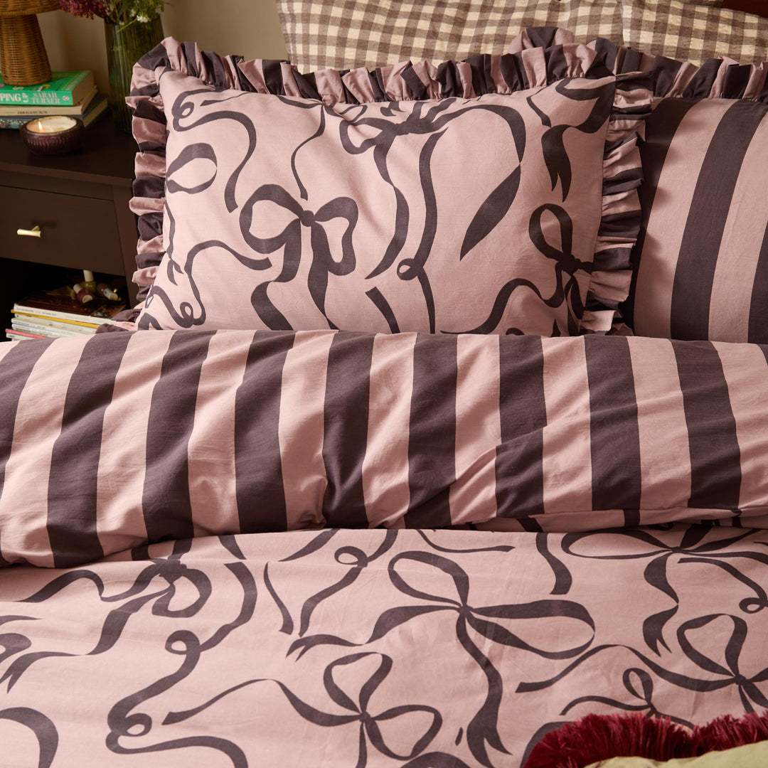 La Vie En Bows Single Duvet Set Mocha - image 3