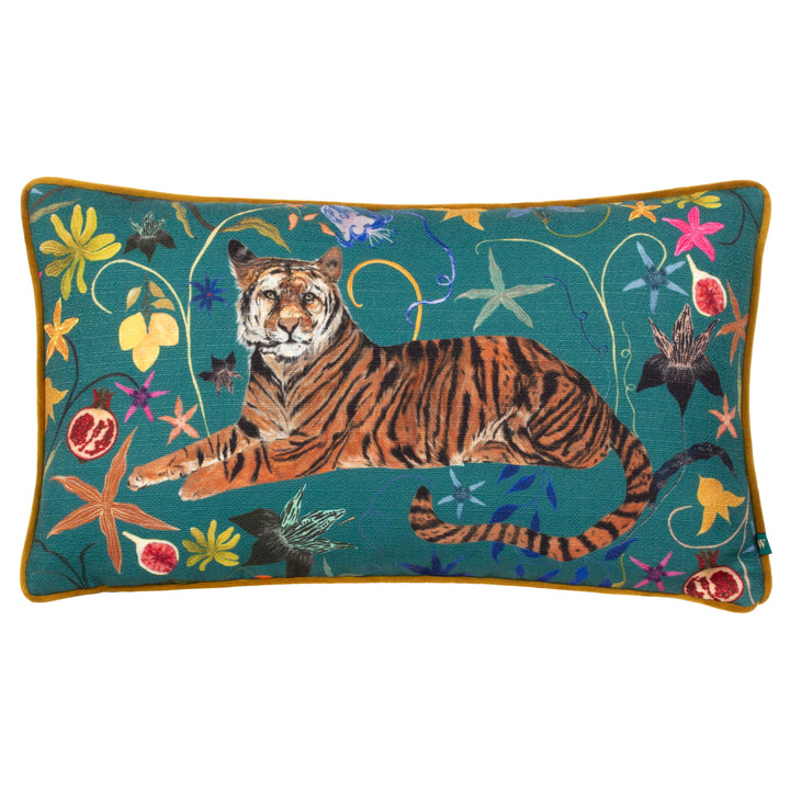 MADAGASCAN TIGER 30X50 CUSHION CASE MULTI