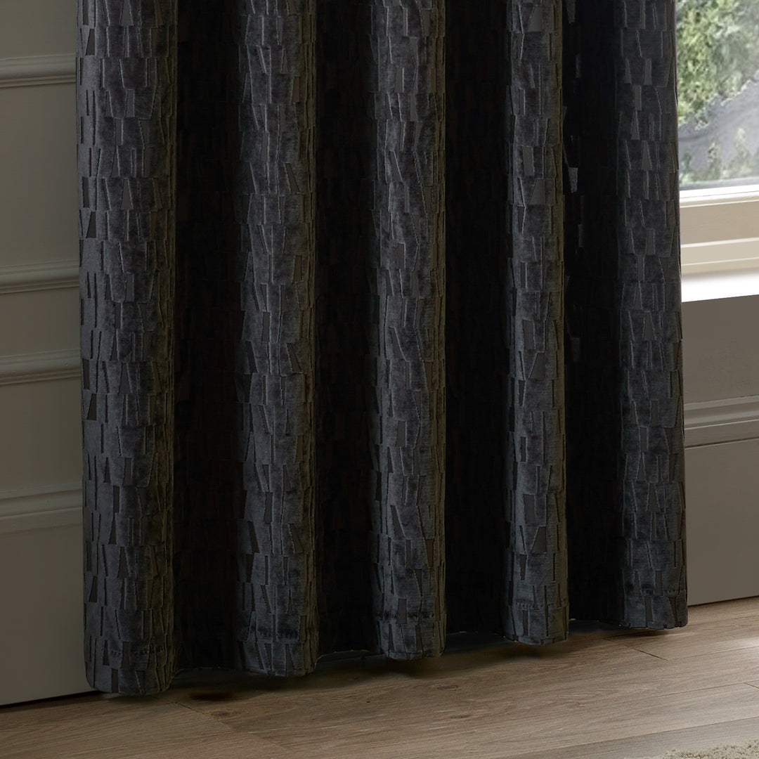 MANHATTAN 229X137 EYELET CURTAINS CHARCOAL