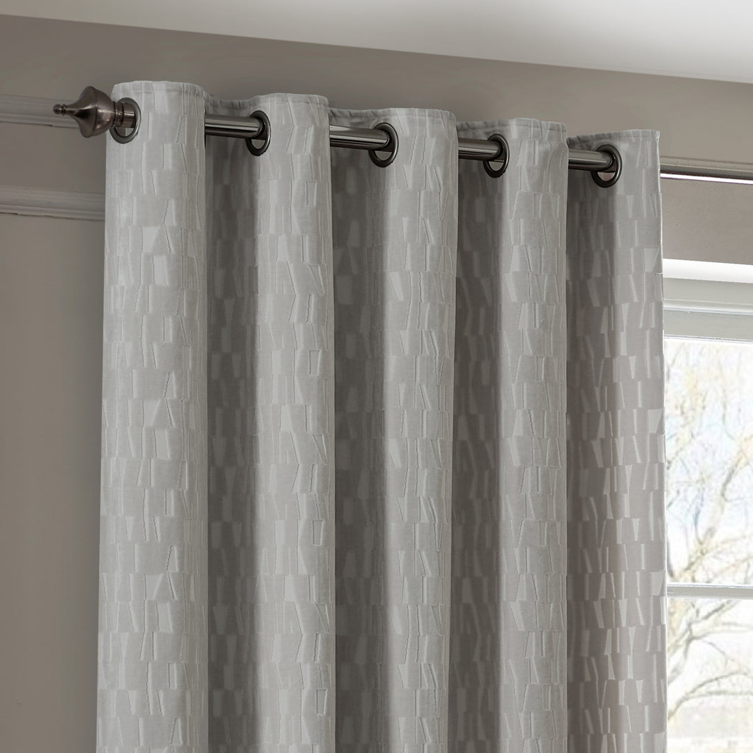 MANHATTAN 229X137 EYELET CURTAINS SILVER