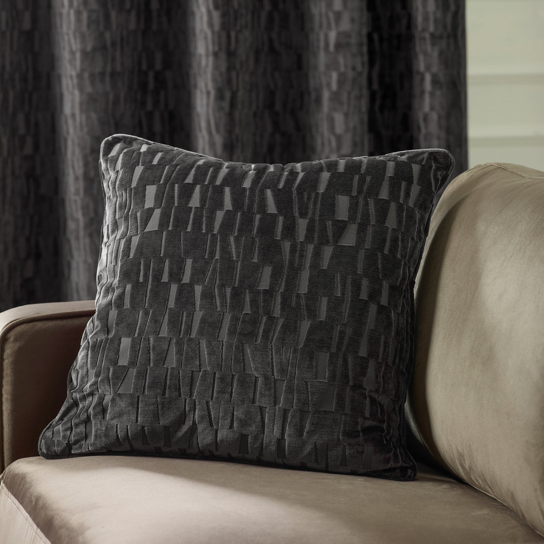 Manhattan 50x50 Cushion Case Charcoal