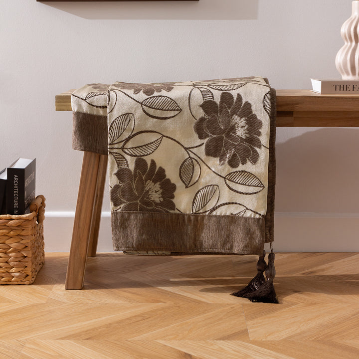 Mayflower Throw 145x180 Mocha