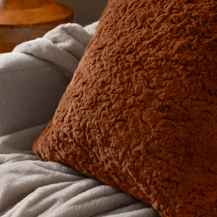 MEGEVE 55X55 CUSHION CASE RUST