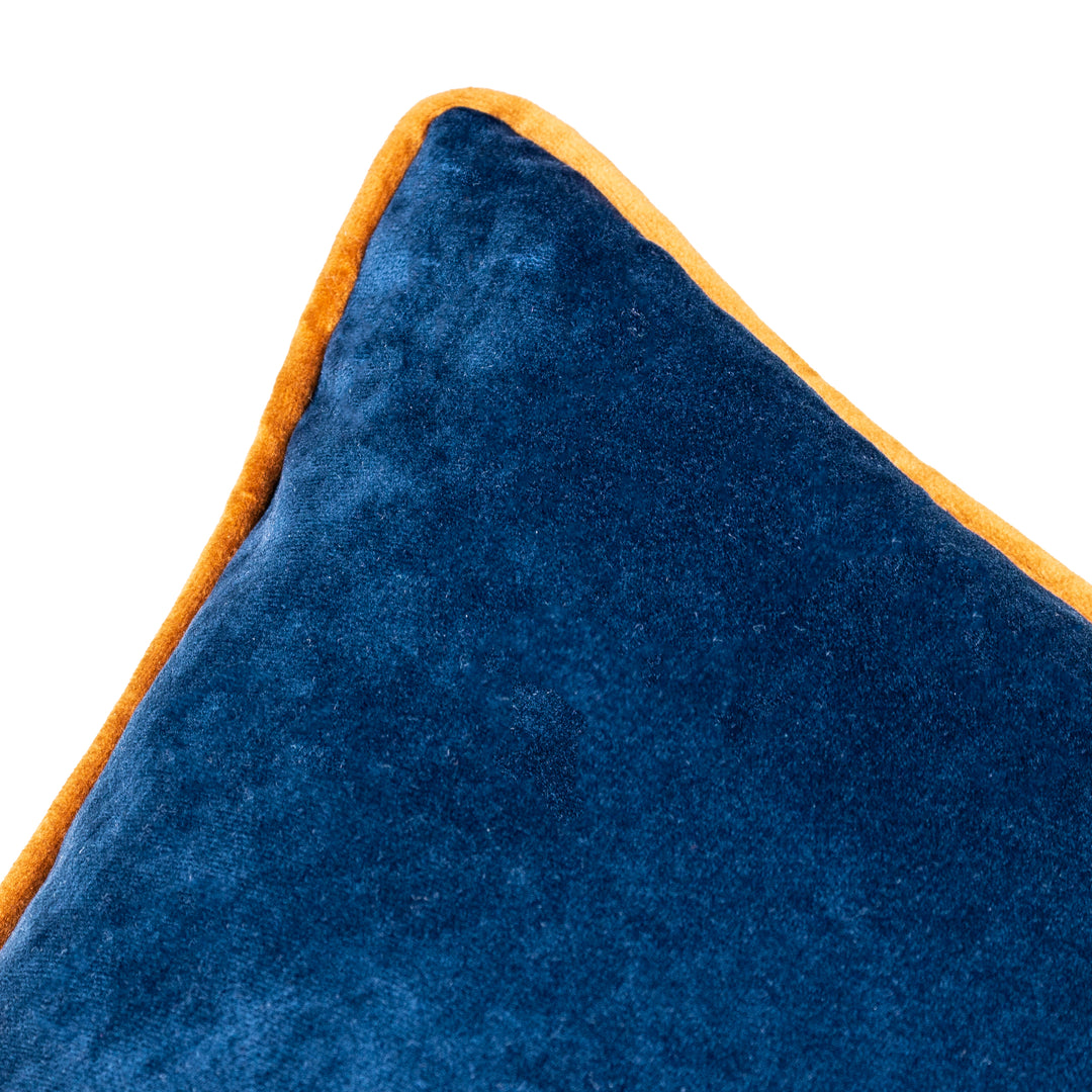 MERIDIAN 55X55 CUSHION CASE NAVY/GINGER