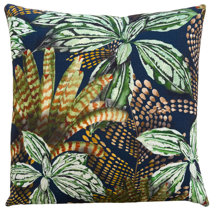 MOGORI ABSTRACT LEAVES 43X43 CUSHION CASE GREEN