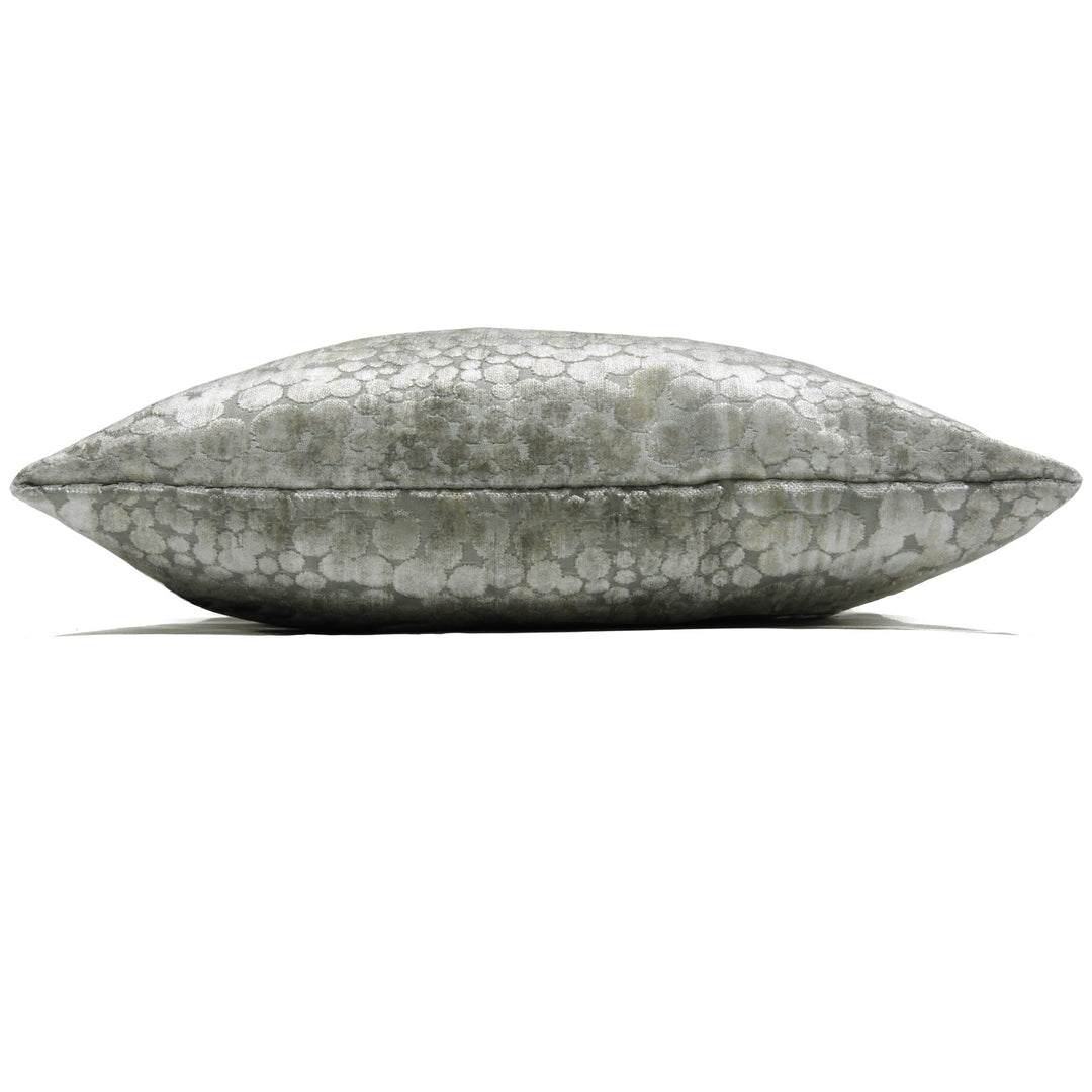 MONUMENT 43X43 C/CASE STONE