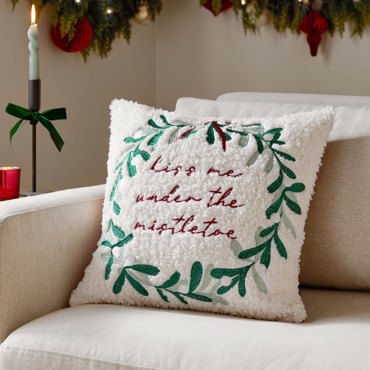 Mistletoe Wreath 45x45 Cushion Case Multi