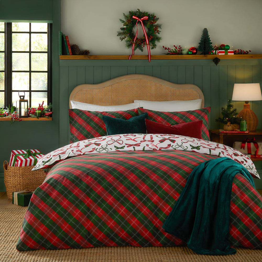 Nathalie Bows Single Duvet Set Berry/Pine - image 2