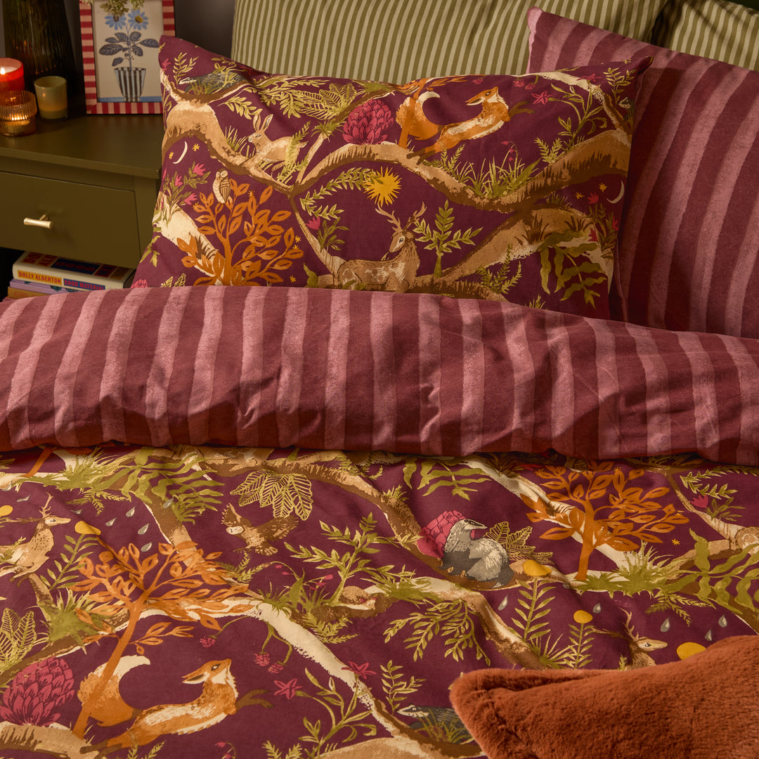 Nya Woodland King Duvet Set Burgundy - image 3