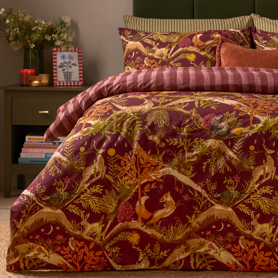 Nya Woodland King Duvet Set Burgundy - image 4