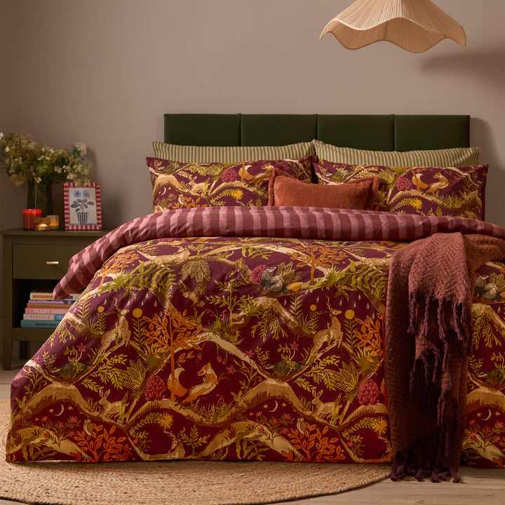 Nya Woodland Super King Duvet Set Burgundy