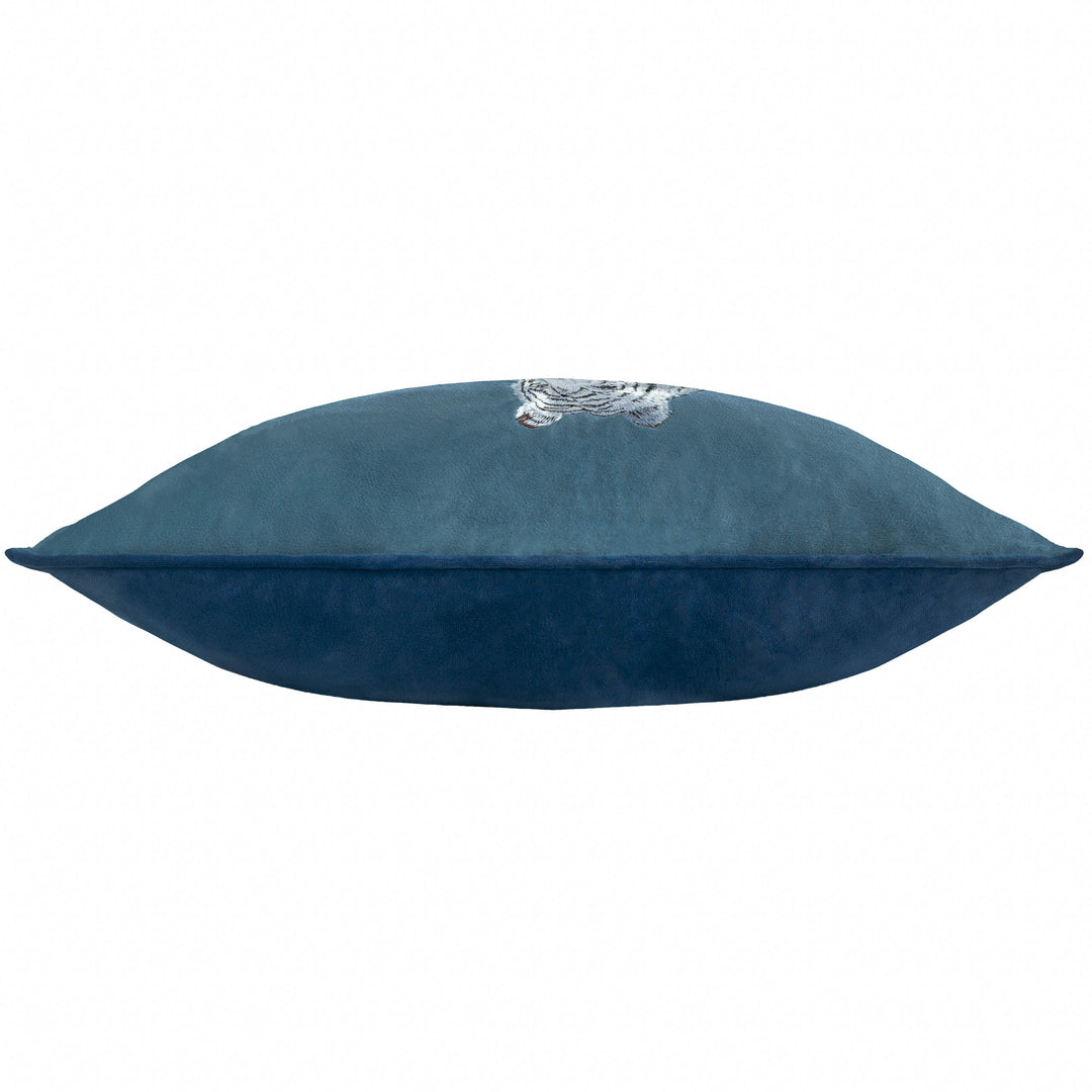ODISHA WHITE TIGER 30X50 CUSHION CASE BLUE