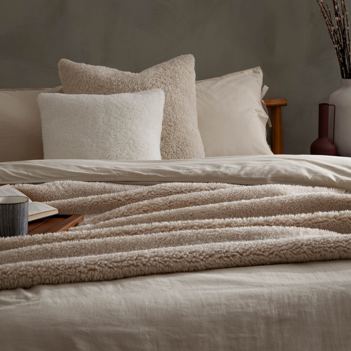 Olann 130x180 Throw Natural - image 3