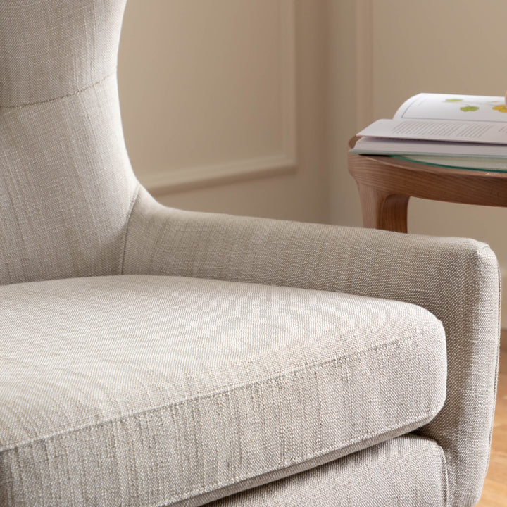 OSWALD ARMCHAIR LINEN