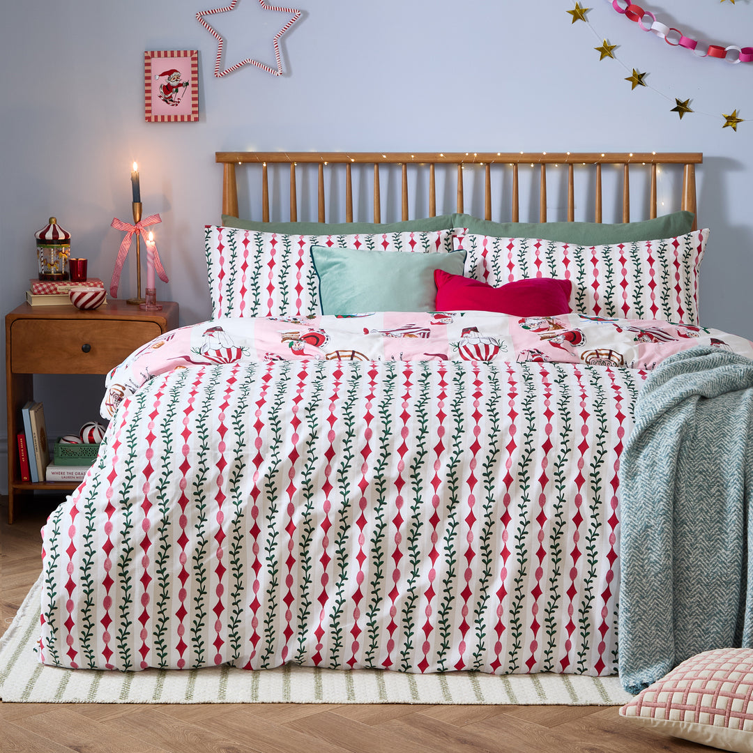 Passport To The North Pole Single Duvet Set Candy Floss/Linen - image 2