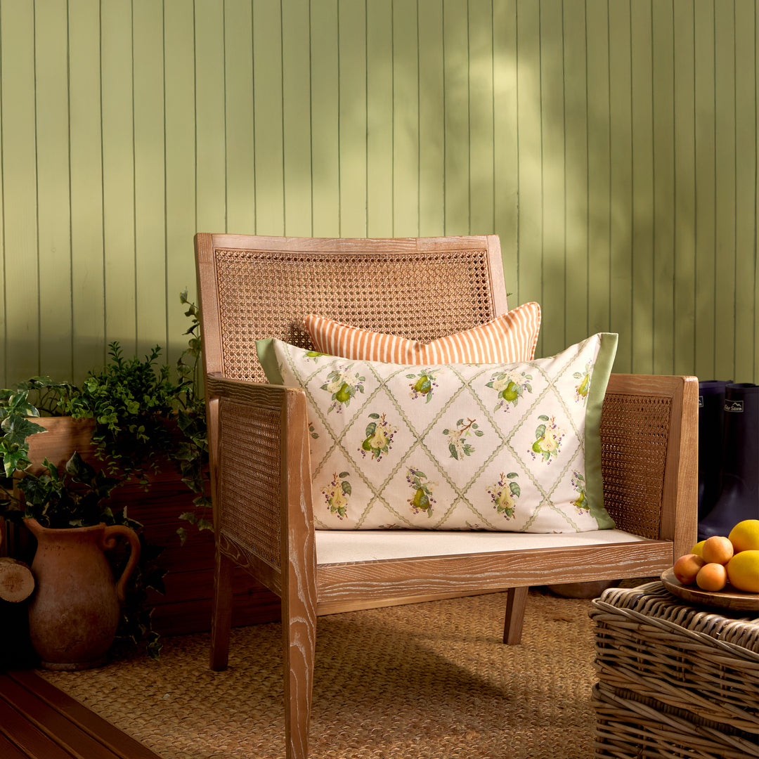 PEAR TRELLIS 40X60 OUTDOOR CUSHION CASE GREEN