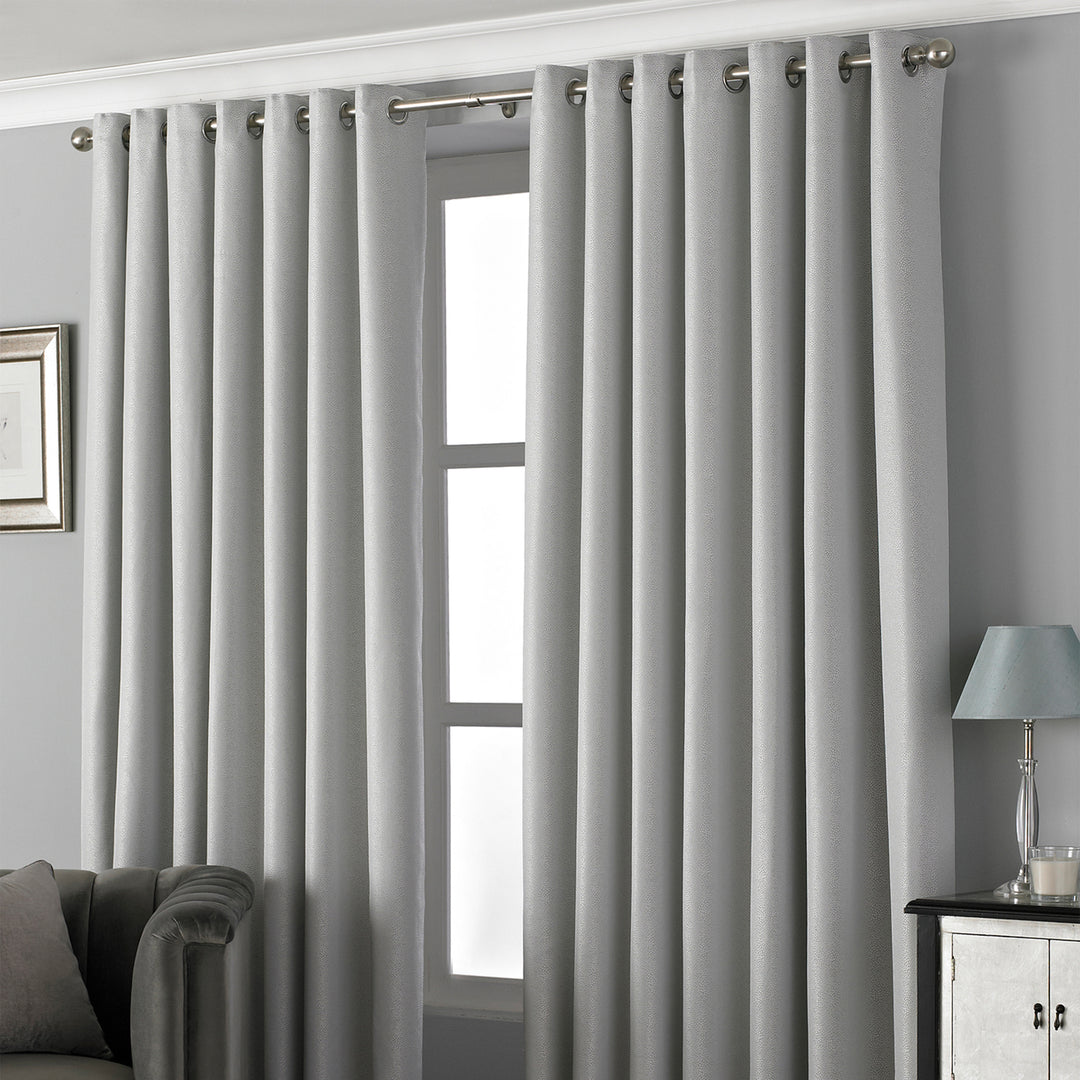 Pendleton 229x183 Ring Top Curtains Silver