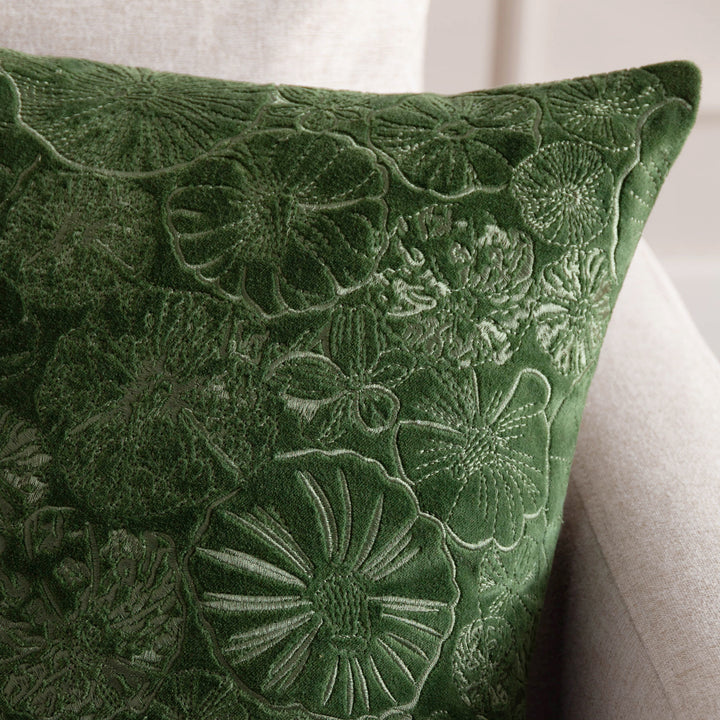 PICKING PATCH 45X45 CUSHION CASE GREENWOOD