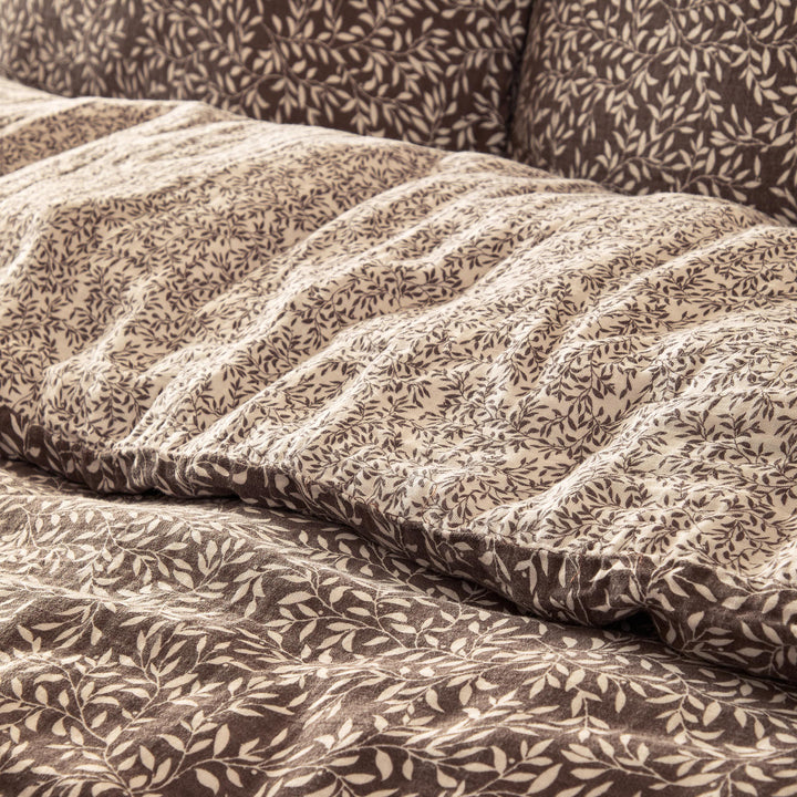 Perrie Leaf Single Duvet Set Chocolate - image 5