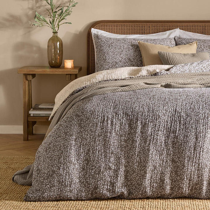 Perrie Leaf Double Duvet Set Mole - image 7
