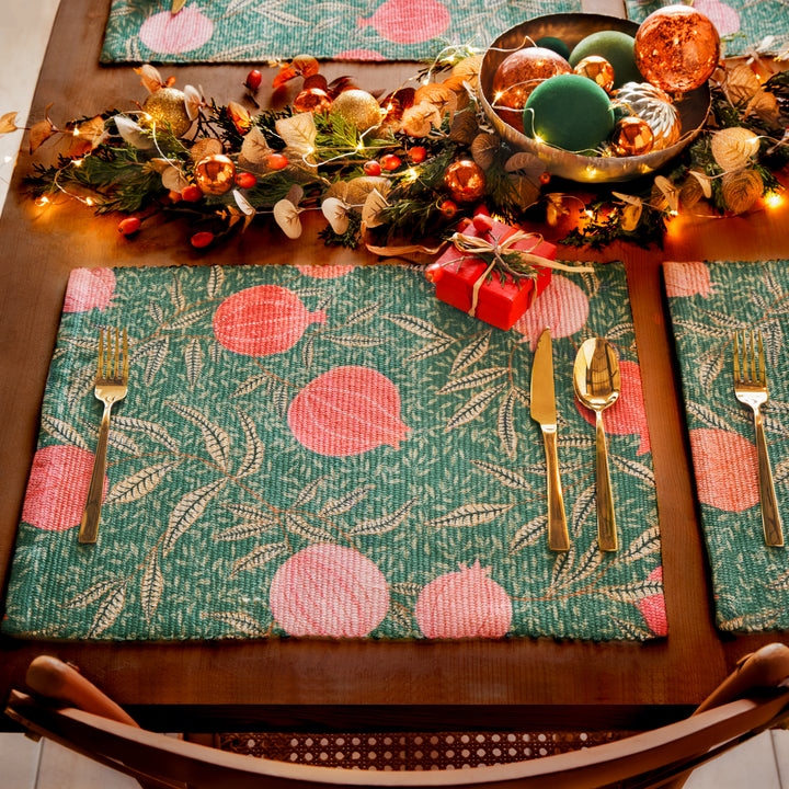 Pomegranate 46x36 Set Of 4 Table Placemats Green - image 2