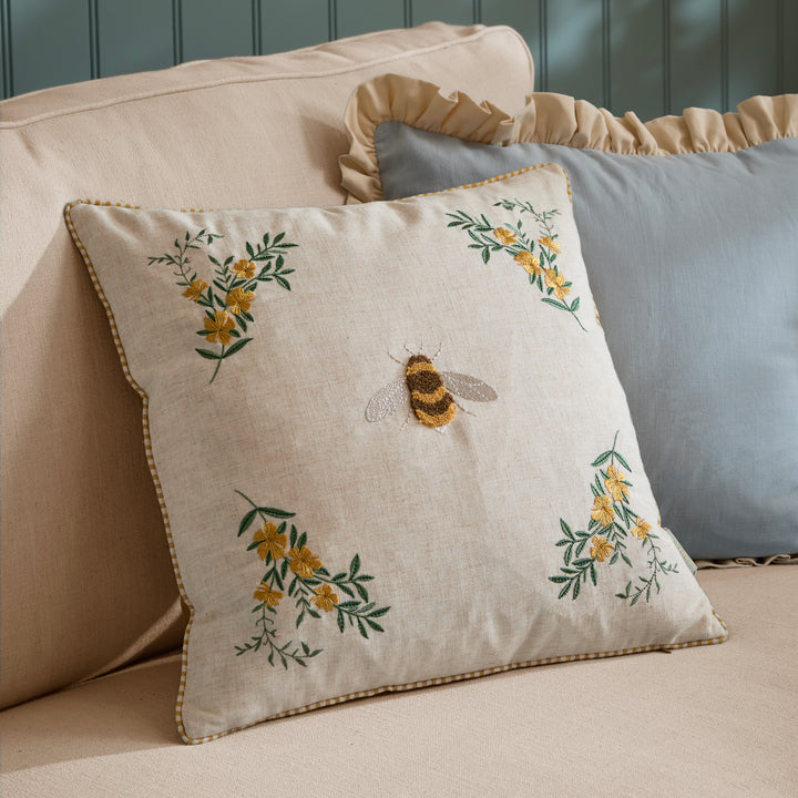 Ramble Bee 45x45 Cushion Case Natural
